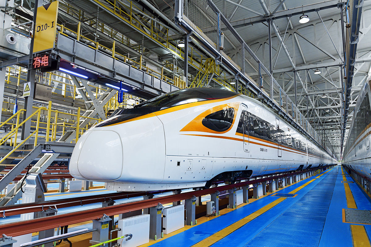 2021年1月15日,京沈高铁即将投入运用的高寒动车组cr400bf-g北京朝阳