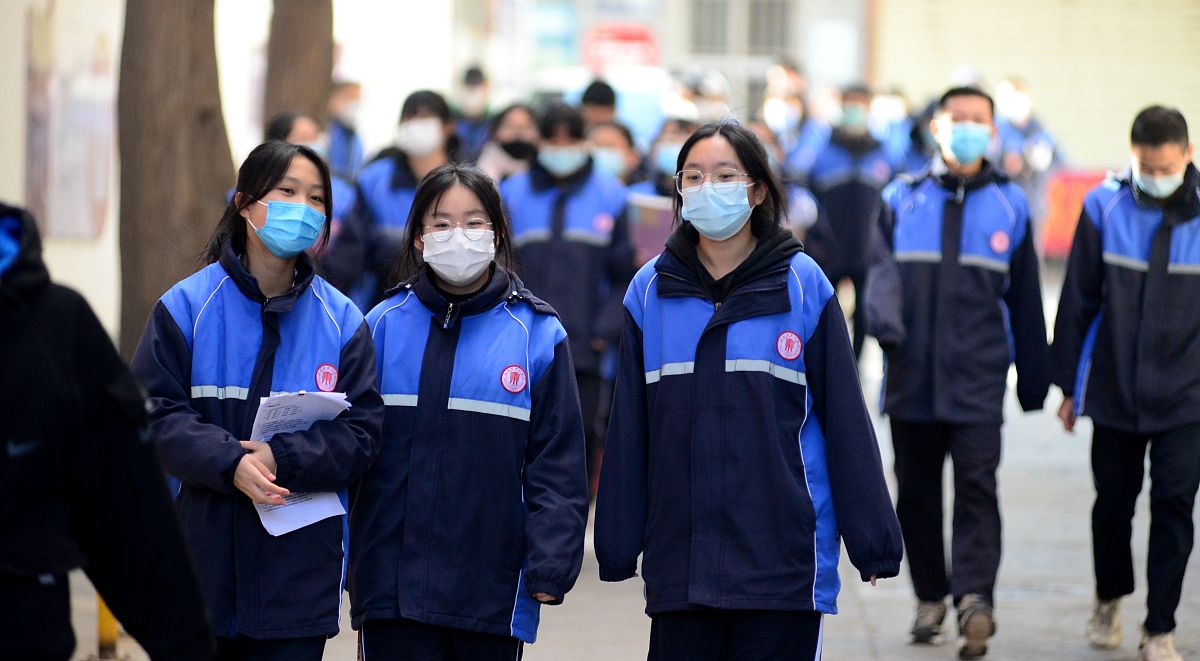 小学生的幸福生活：温暖家庭，快乐校园，充实爱好
