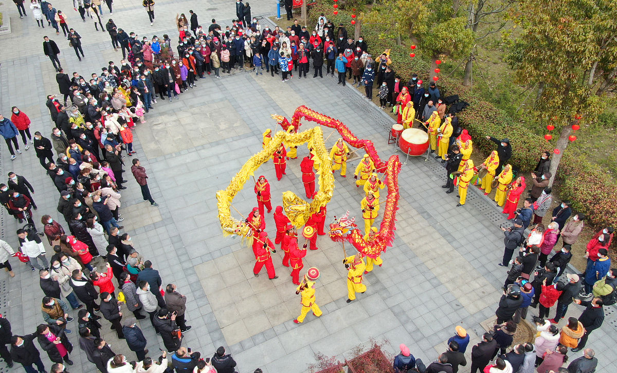 中华优秀传统文化教育对学校的价值 - 培养文化自信、道德观念和创新能力
