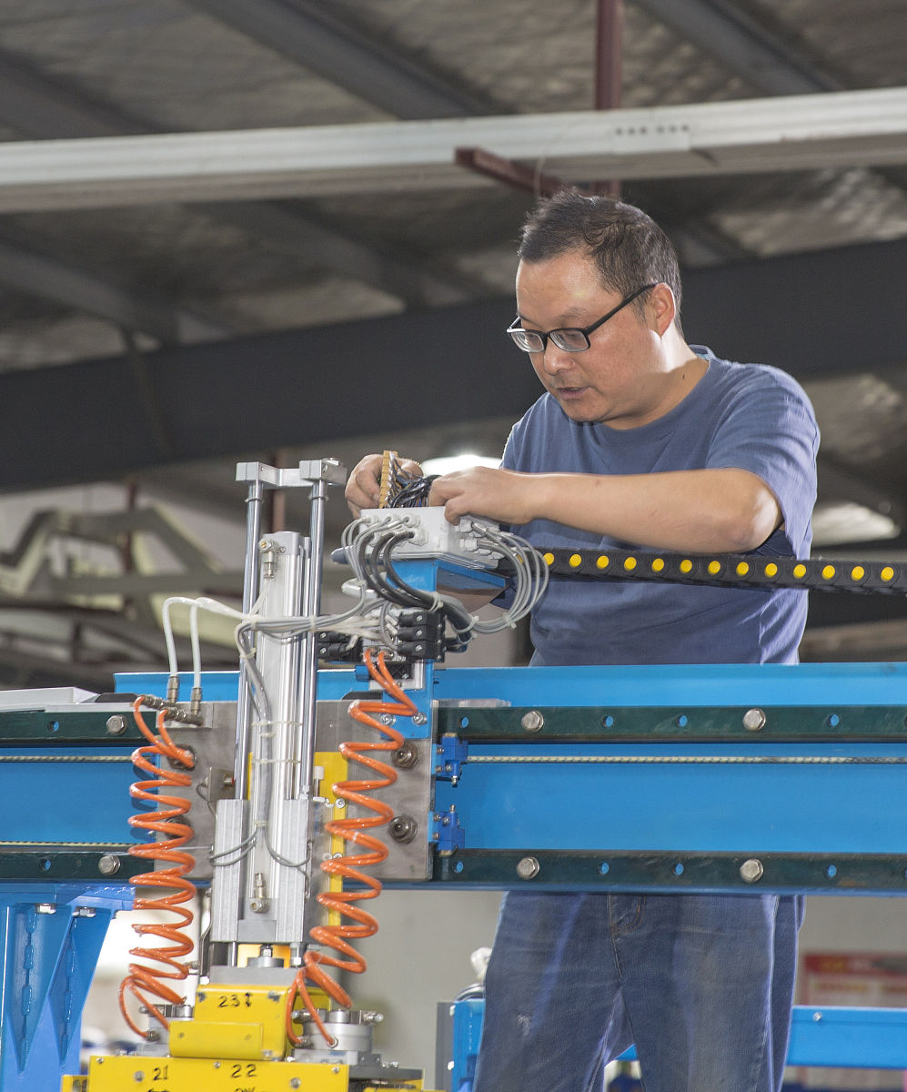 电工装配涂布机实习周记：16篇9700字记录成长之路