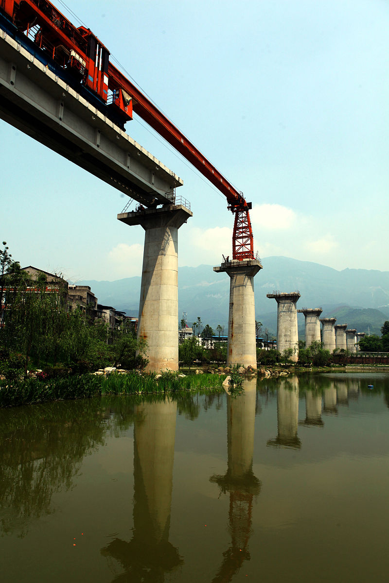 四川铁路职业学校教您烫伤后的紧急护理措施