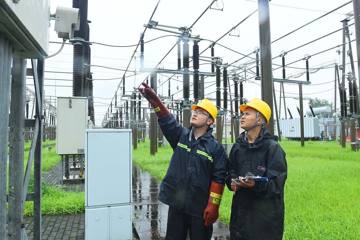 变电站设备运行与维护的重要性1000字