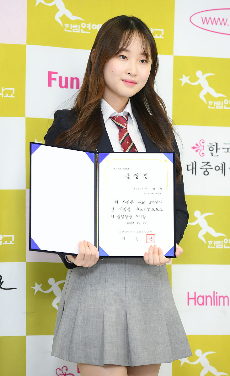 高一军训、高二自我发现、高三收获：我的高中三年感悟