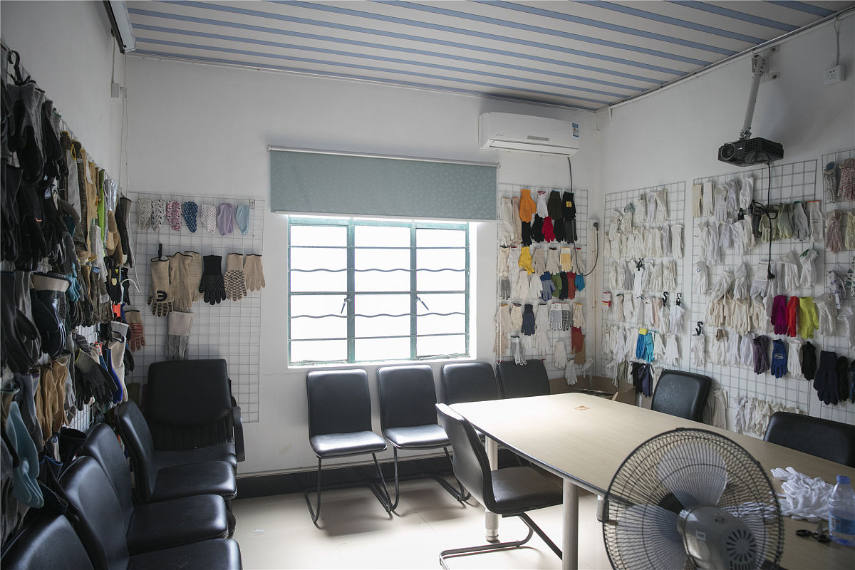 服装设计、学习用品、自习室企业计划书：打造多元化学习和生活服务平台