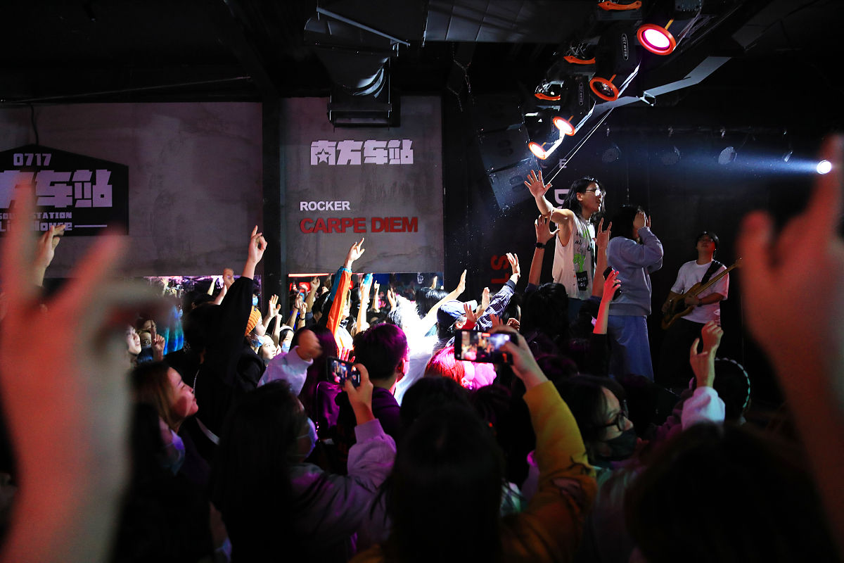 肇庆市三只松鼠仓库管理优化研究：提升效率、降低成本、增强竞争力