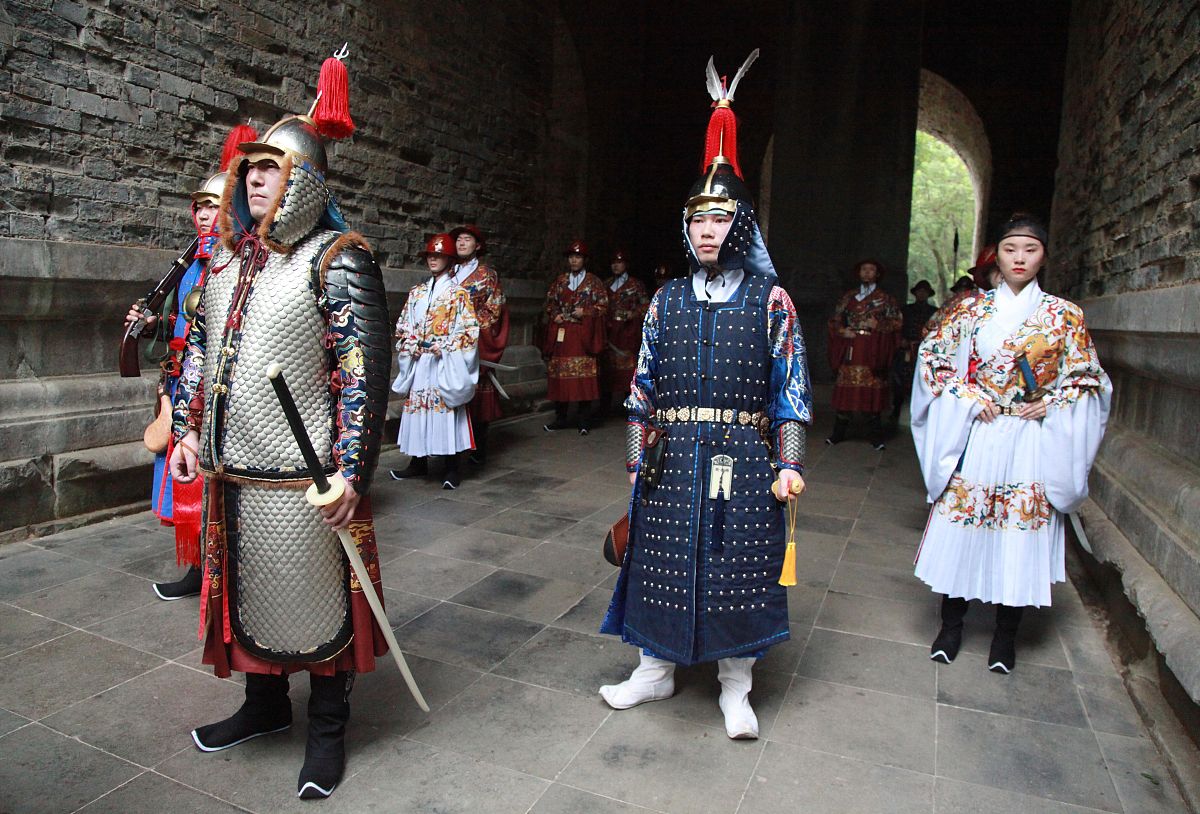 2020年重庆科技职业学院服装与服饰设计专业招生