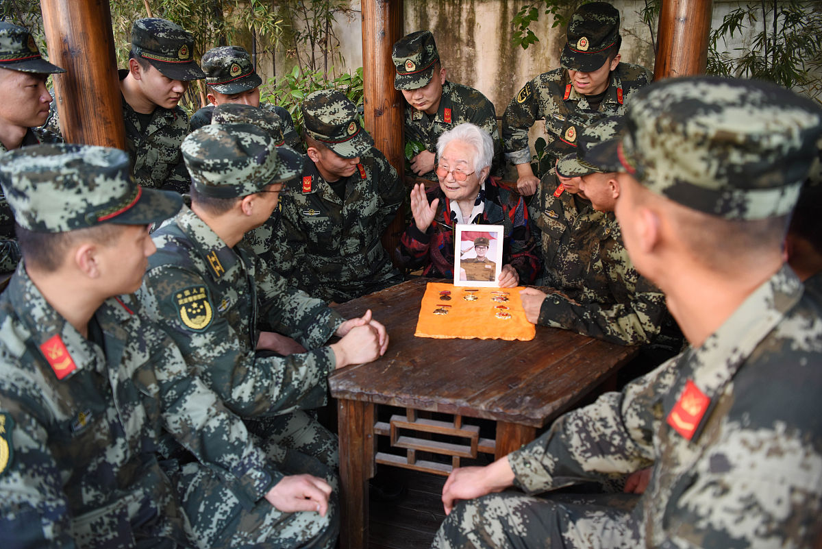 专门写陆军的好人好事写小一点