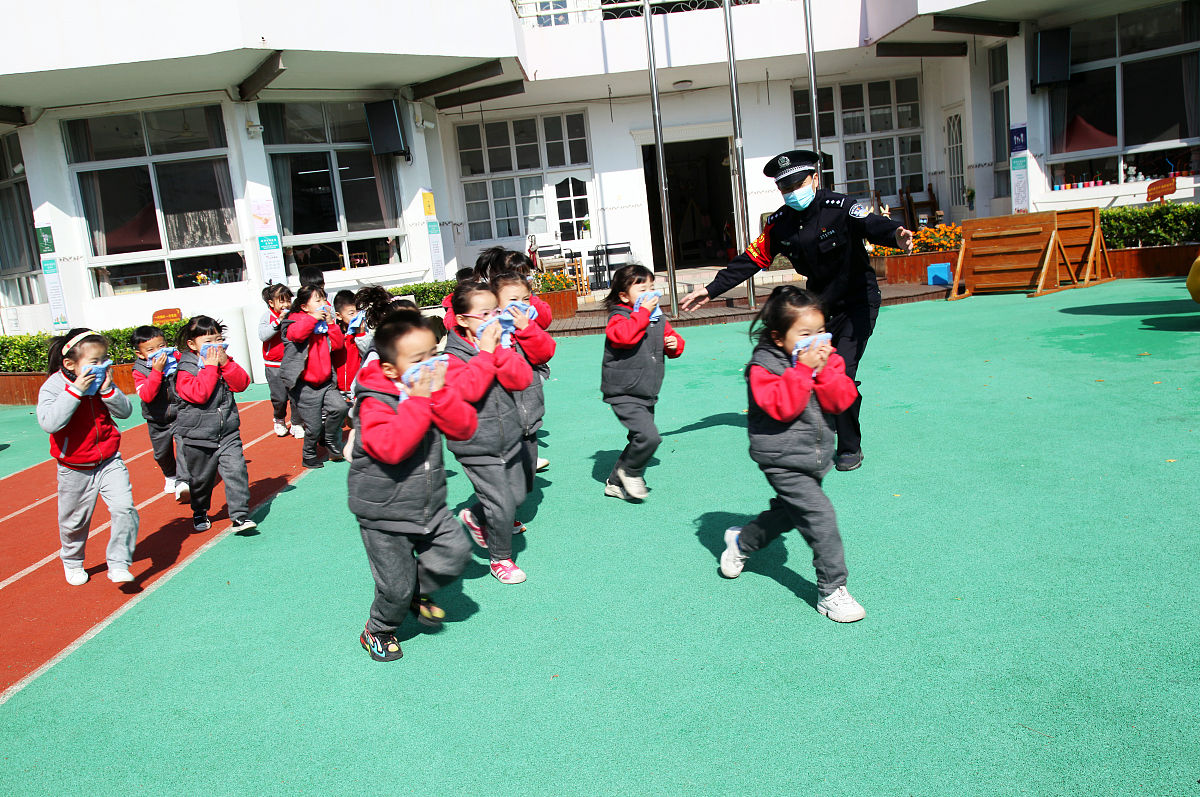 幼儿园开学第一课：消防安全知识讲解