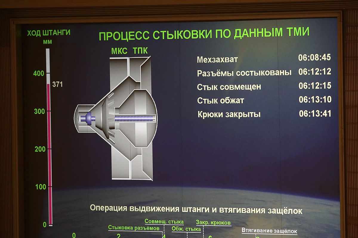 ROS CPP 编写的乌龟等边三角形编队控制代码