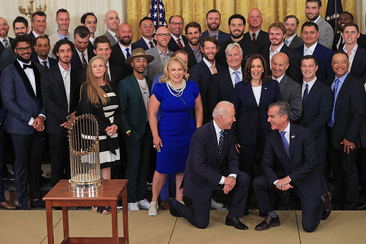 乐山市第一职业高级中学2020年招生简章 - 欢迎报考，共创辉煌未来