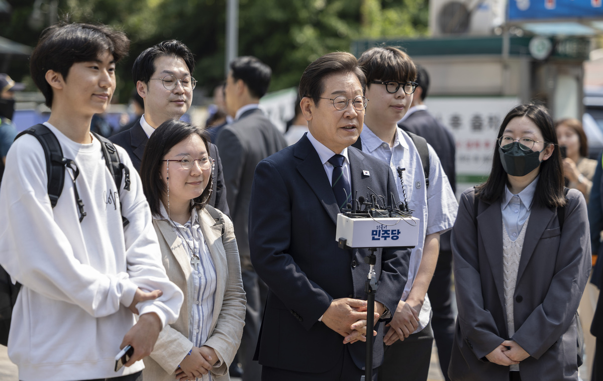 韩国最大在野党党首李在明被申请拘捕：涉嫌渎职引爆政治风暴