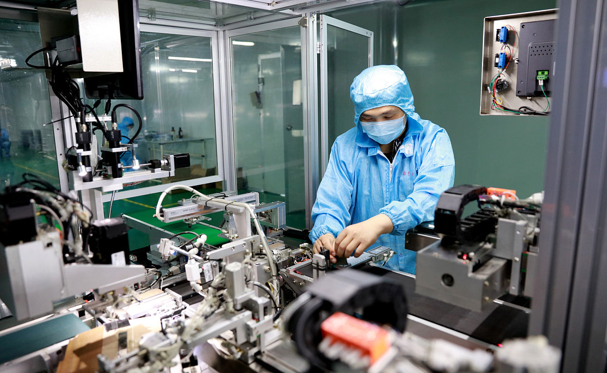 分析电子企业的技术要求、技术难点及可能的实现方案。