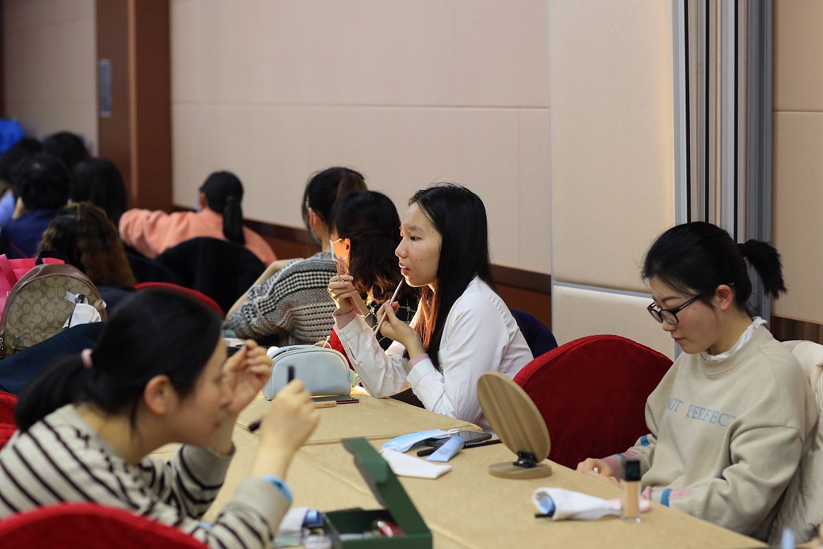 贵州医科大学儿科学专业好不好学？