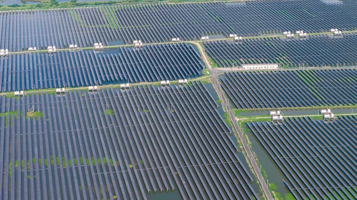 正泰电站光伏板尺寸规格有哪几种帮我用200字详细描述