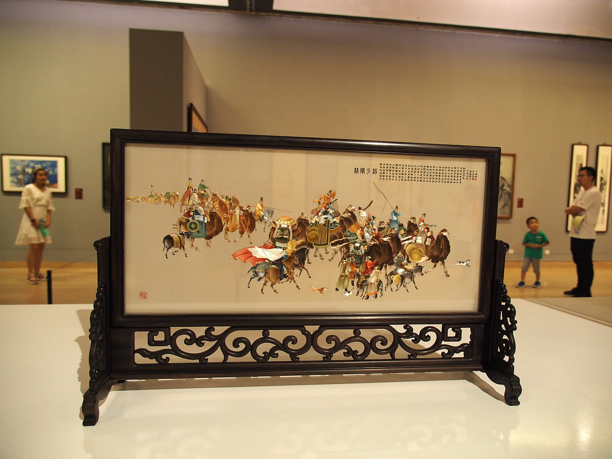 用英文讲中国故事主题为工匠精神并结合自身事例词数为400词左右