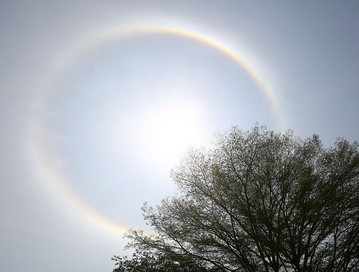 绿闪：日落日出时神秘的绿色光芒