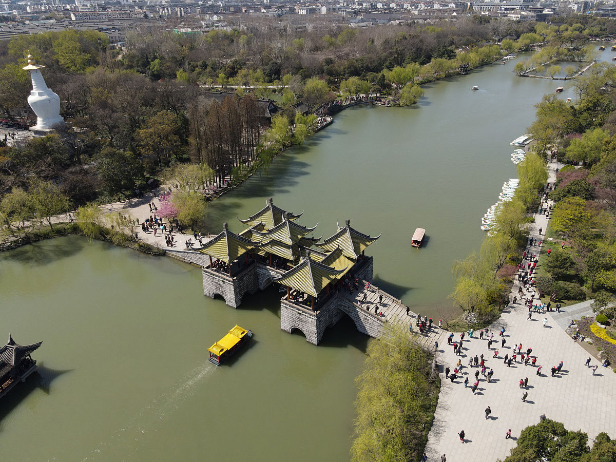 关于5a级景区瘦西湖的论文包括历史背景景观特点存在问题以及未来愿景要求1