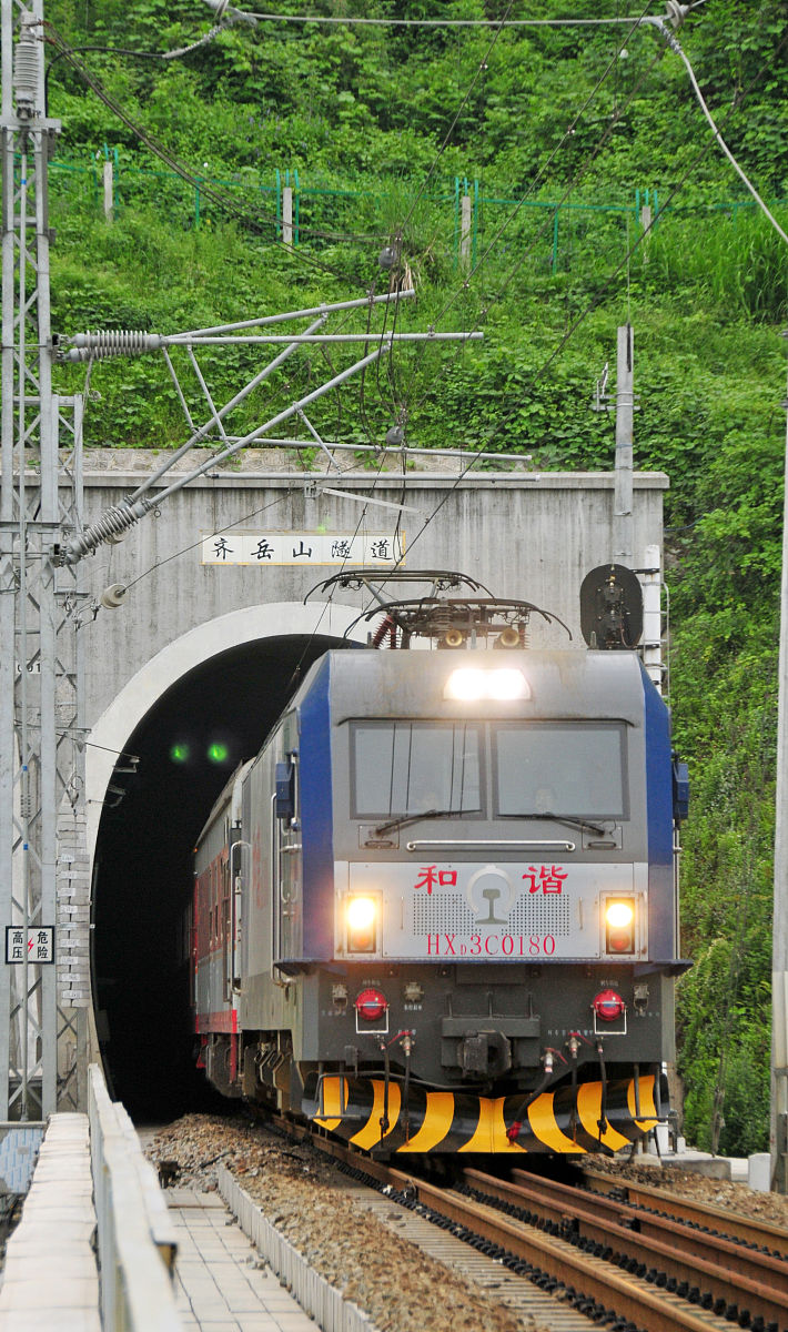 贵阳铁路工程学校：全国领先的铁路工程人才培养基地