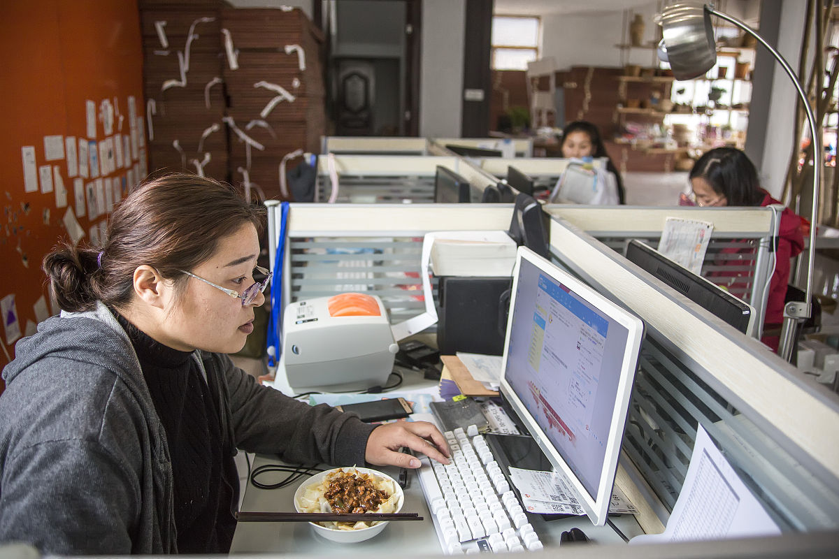 成都高薪冷门工作推荐：轻松上手，月薪过万！