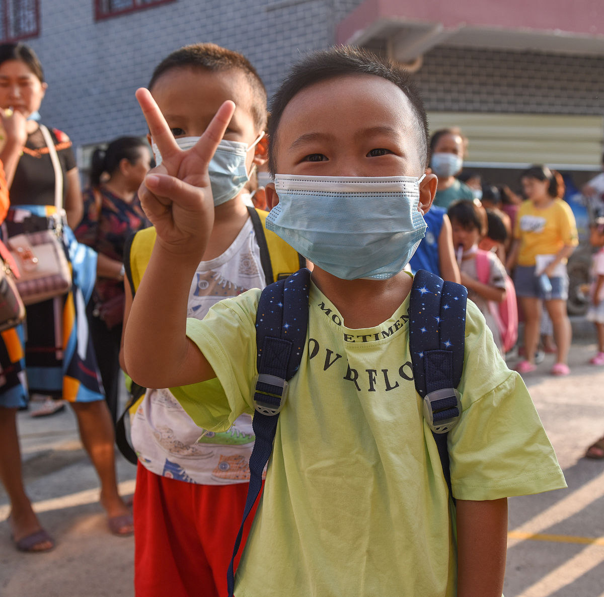 幼儿园戴口罩上学现实吗
