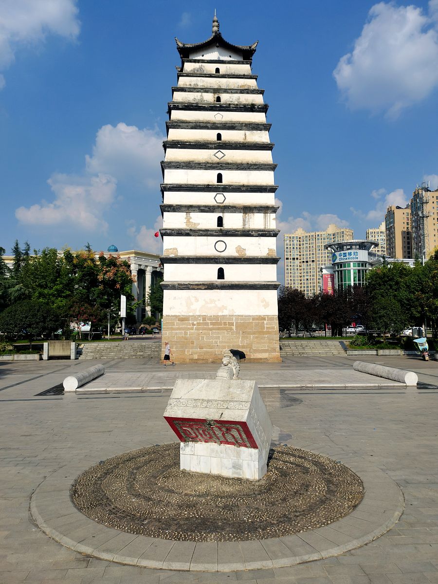 绵阳建筑资质代办：快速高效，助您轻松获取资质