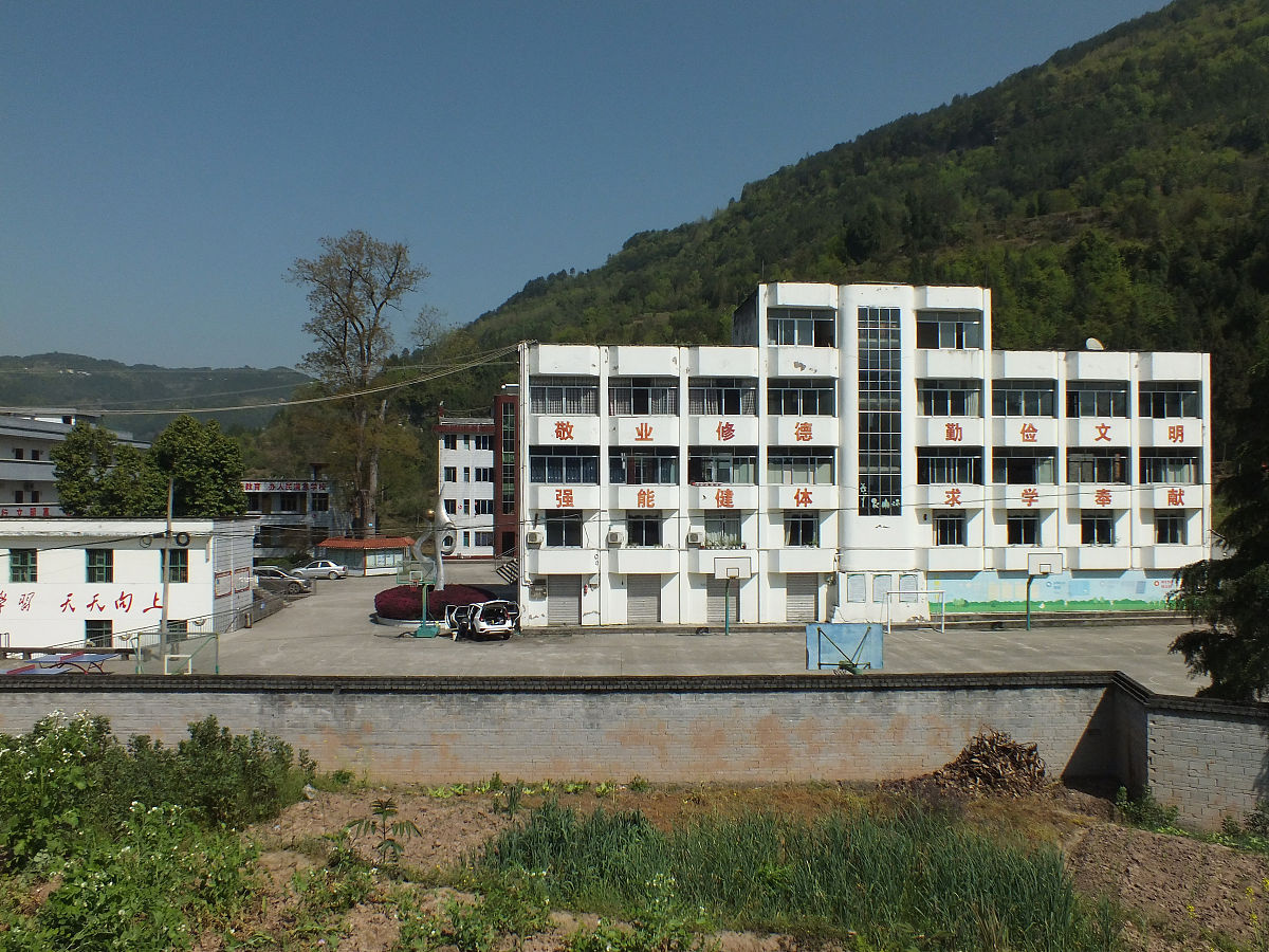 怒江傈僳族自治州民族中等专业学校口腔修复工艺专业如何好学吗