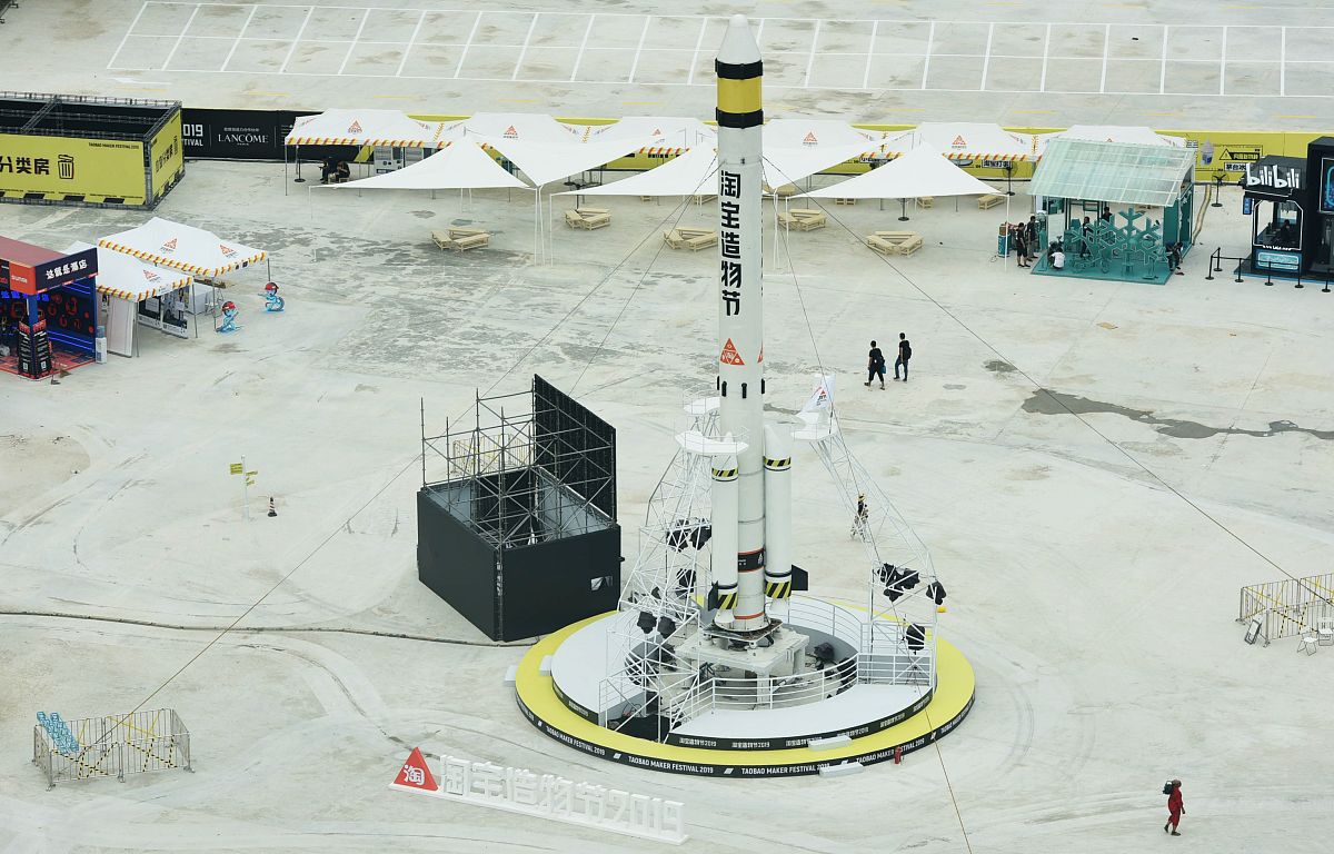 电磁炮和轨道炮有什么区别详细说下