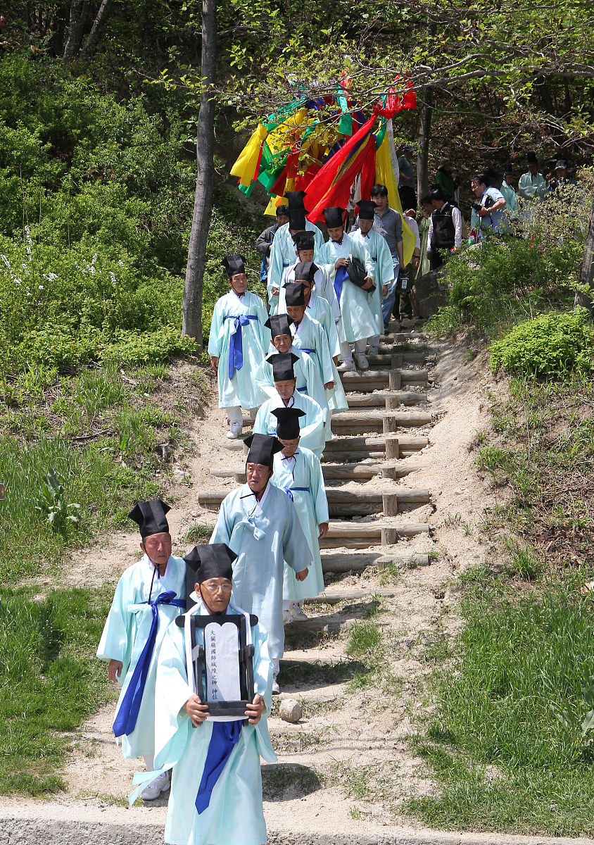 2011年5月17日,韩国江陵,被联合国教科文组织列为世界无形文化遗产的"