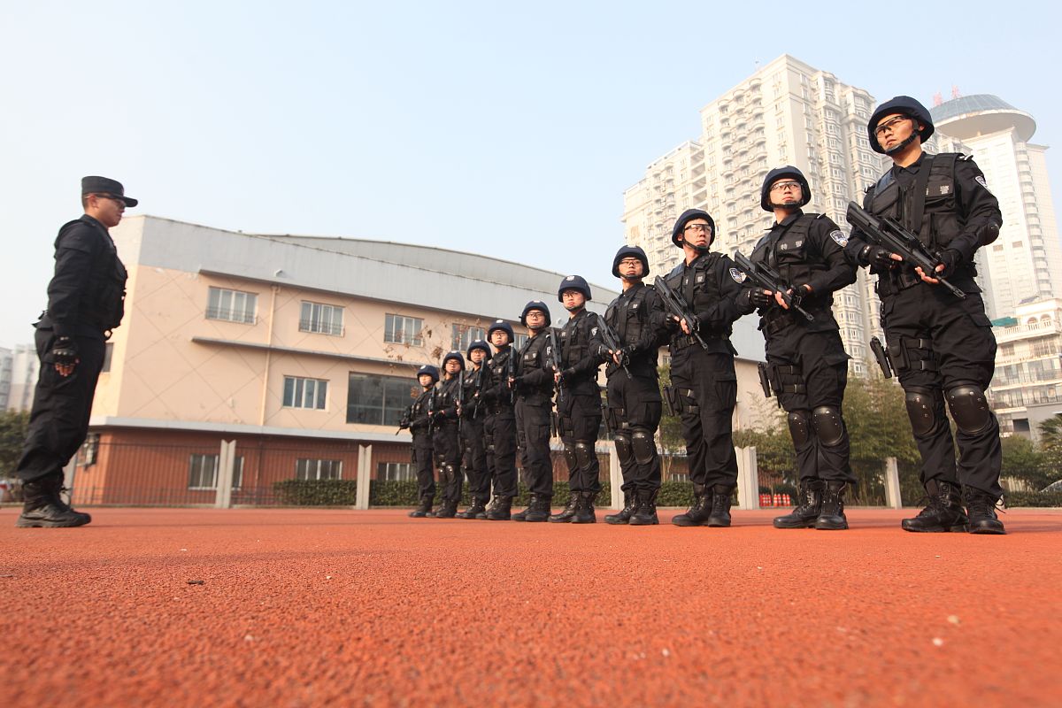 南充外国语中等专业学校保安有3+2五年制大专吗