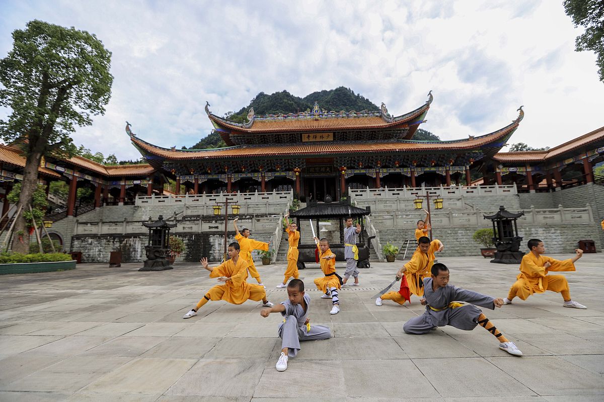 重庆统景职业中学2020年招生电话 - 培养高素质技能人才