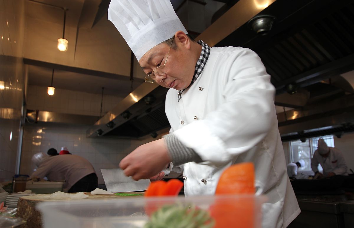 吉安中等专业学校2021年招生简章 - 专业设置及报名指南