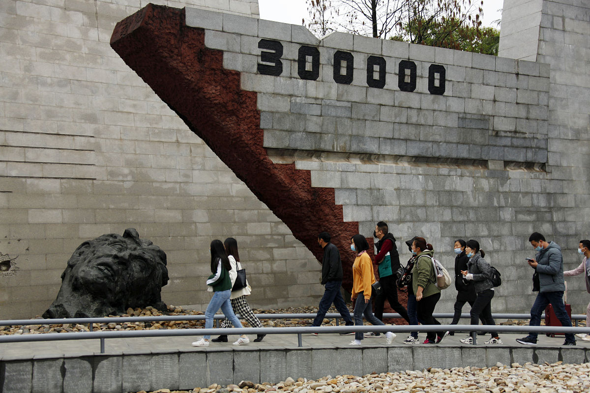 铭记历史，维护正义：参观慰安妇纪念馆的深刻反思