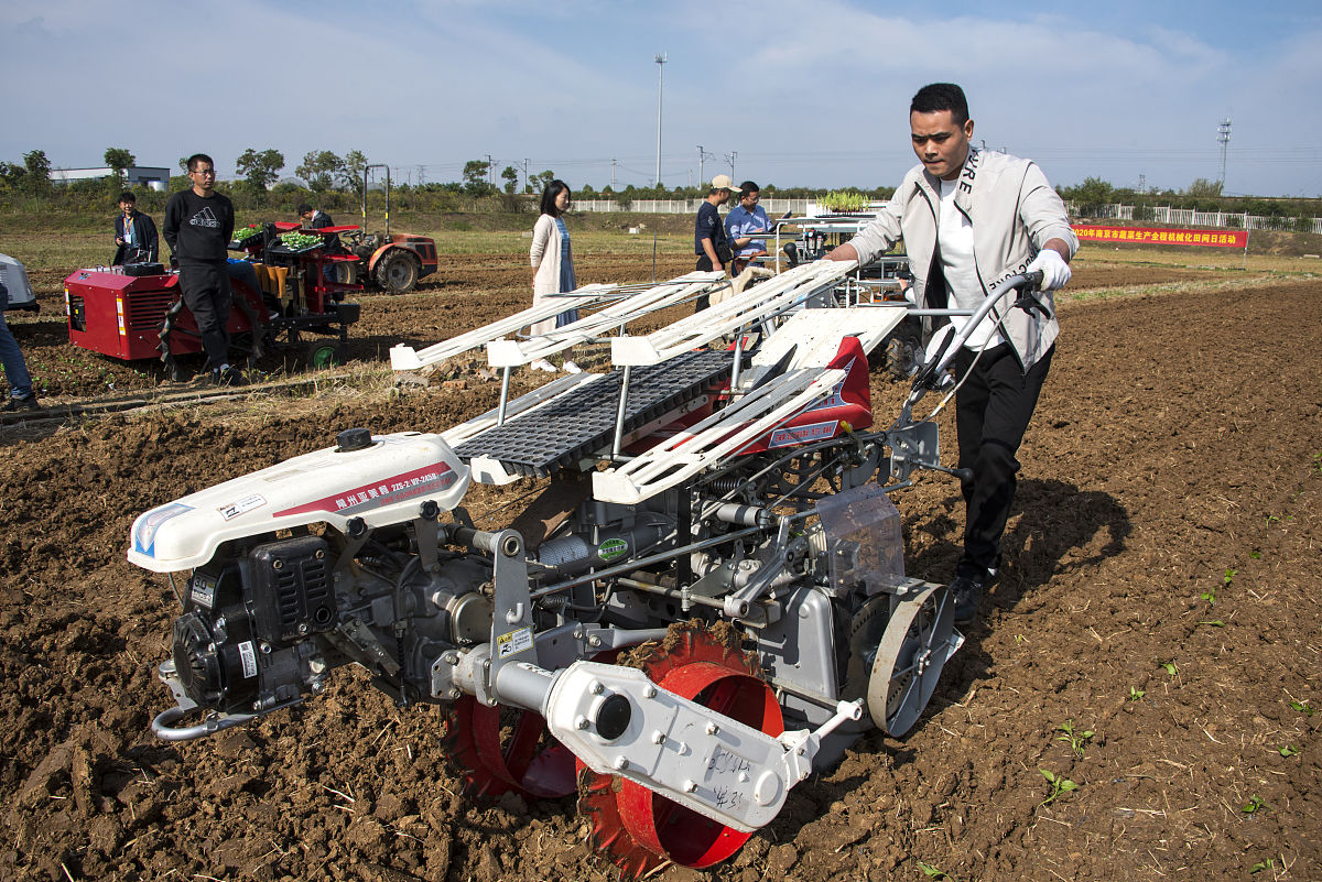 四川开设农业机械使用与维护专业的中专中职学校有哪些