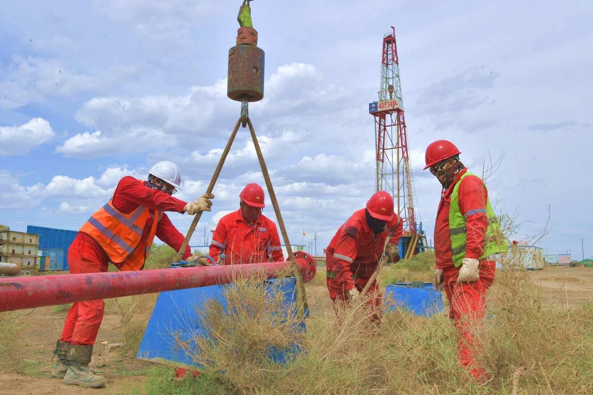 油田井下小修作业的特点及重要性 - 保障油井正常生产运行