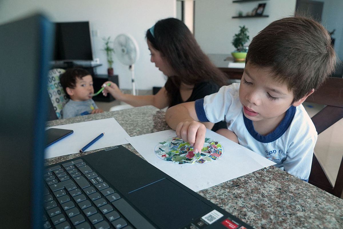 贵州中专学校什么时候开学用发