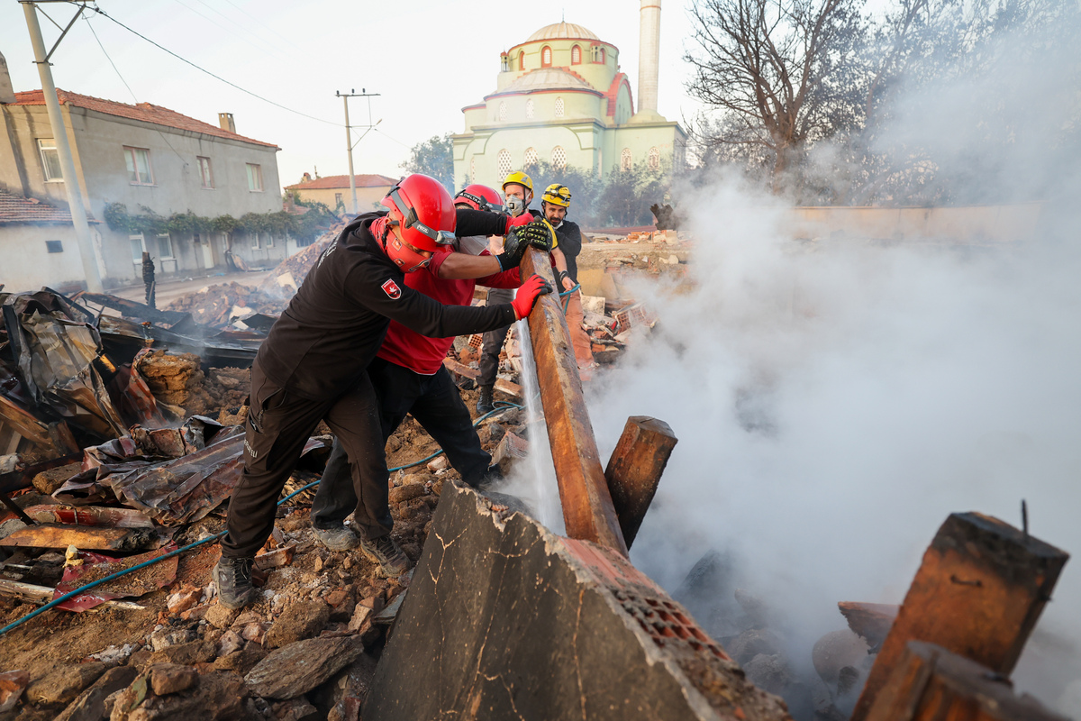 采油生产现场常见安全隐患类型 - 1000字详细解析