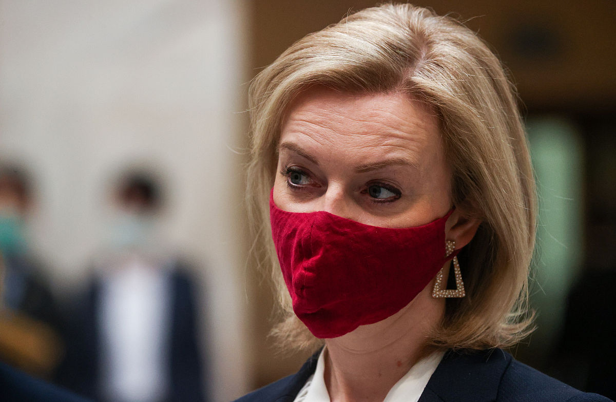 美丽神话就吃回头草一事。24年过去了别人强加给我。搞的莫名其妙的。怎么回复她