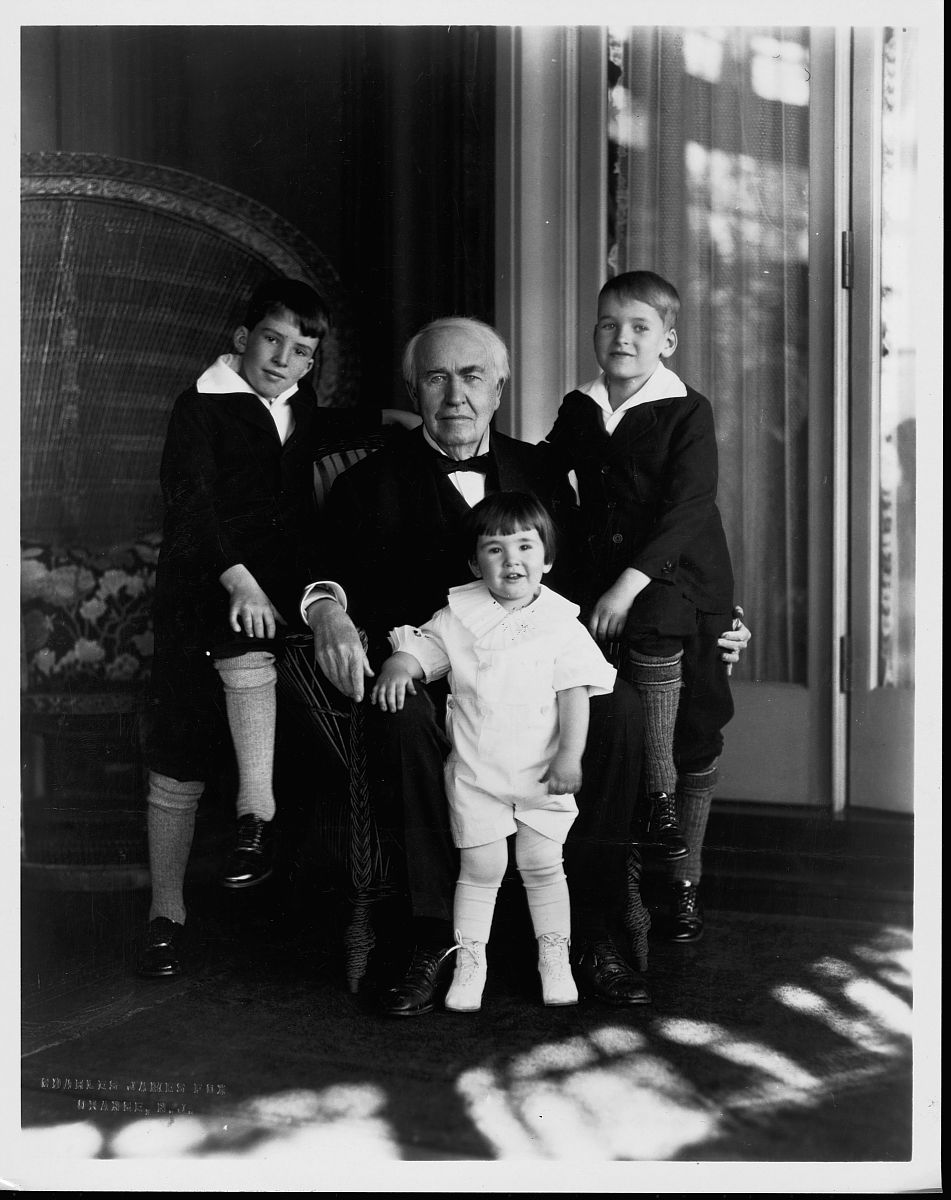 我坚信百分之一的灵感加上百分之九十九的汗水这是谁说的