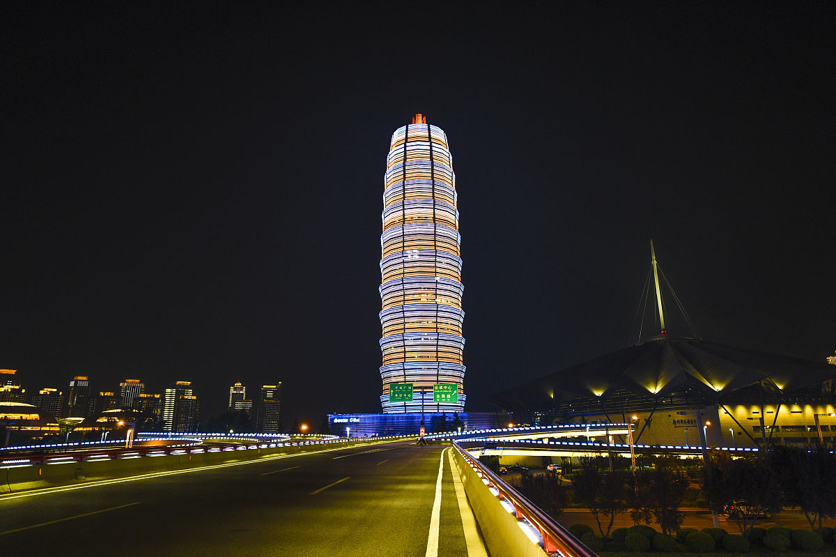 美の虚構：希少性が支配する審美と資本主義の罠