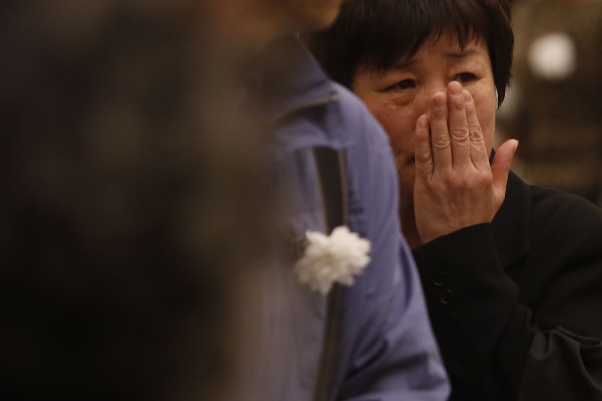 安慰朋友失去奶奶的话语：坚强面对，珍惜生命