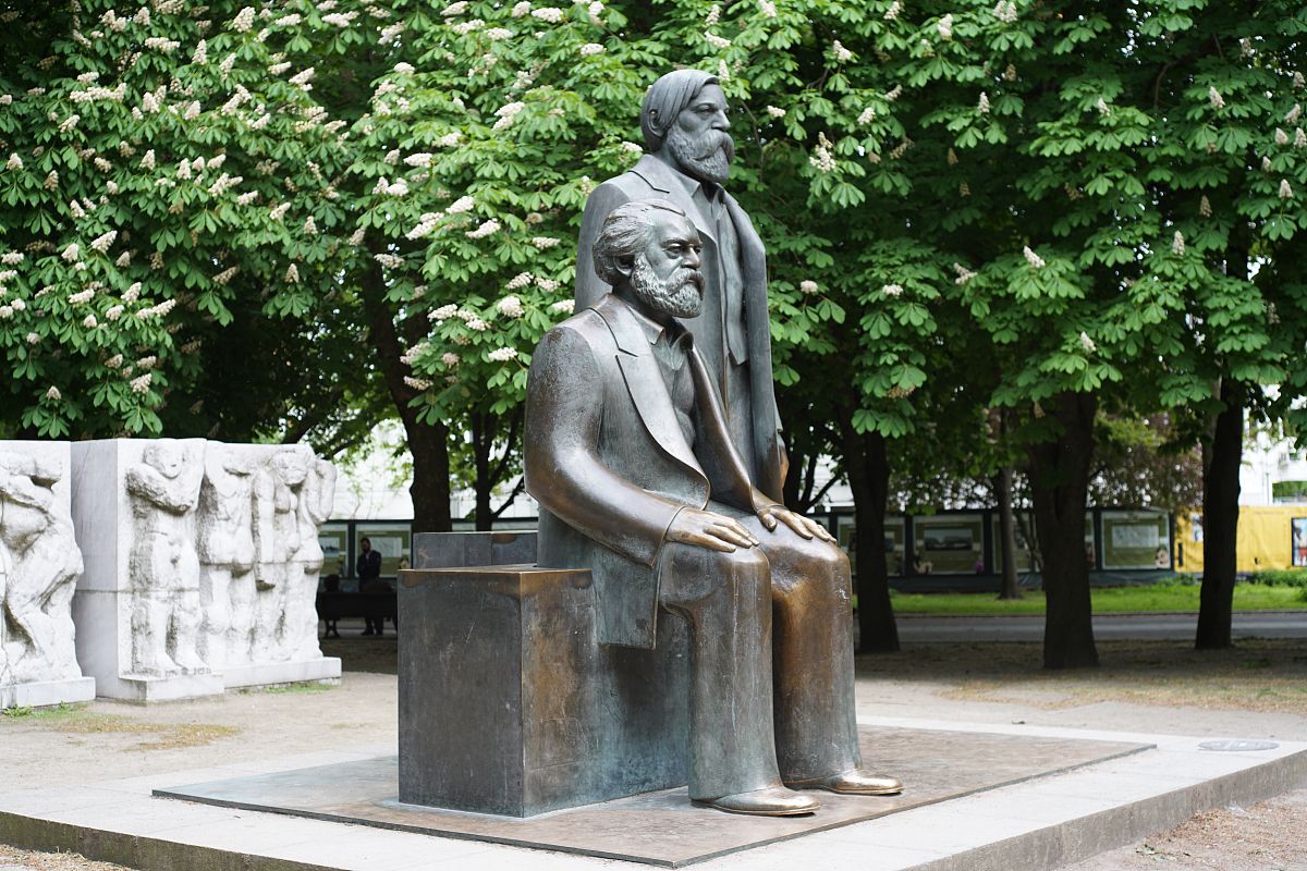 马克思自传读后感：深刻解读伟大思想家的一生