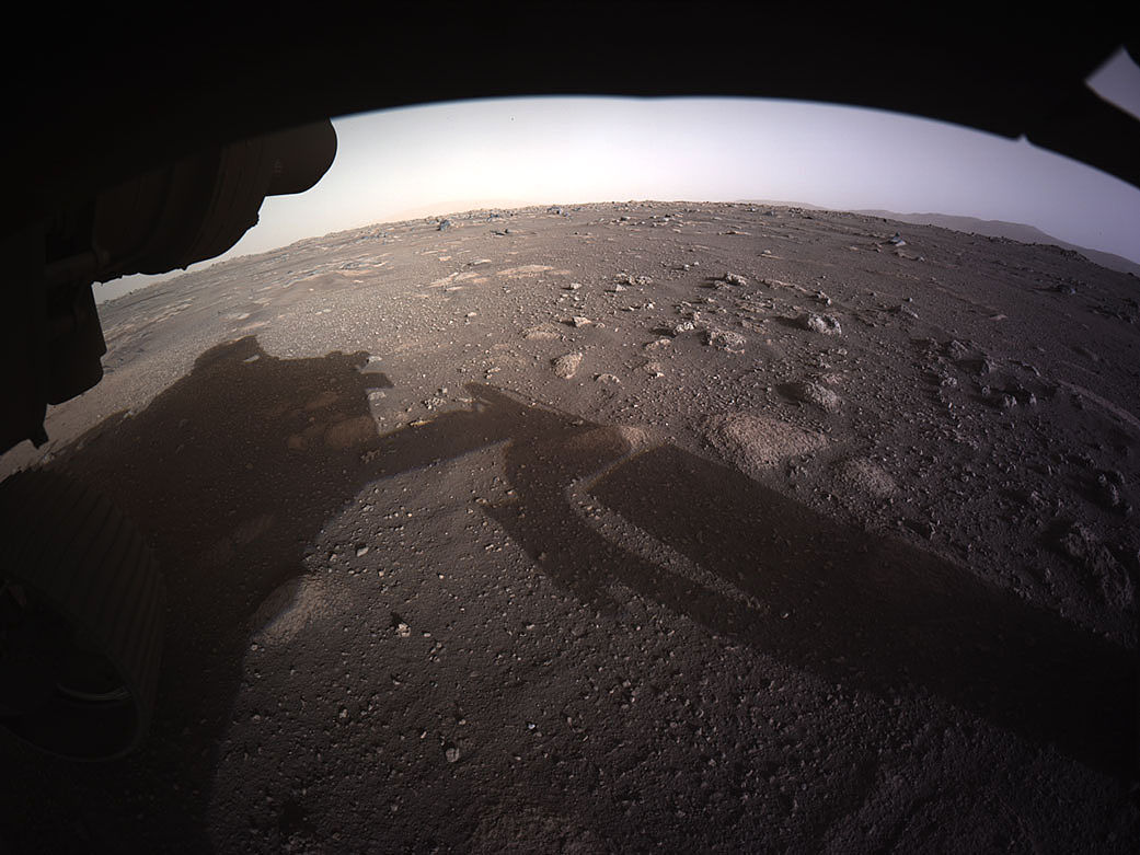 当地时间2021年2月18日,美国nasa"毅力号"火星探测器已成功降落在火星