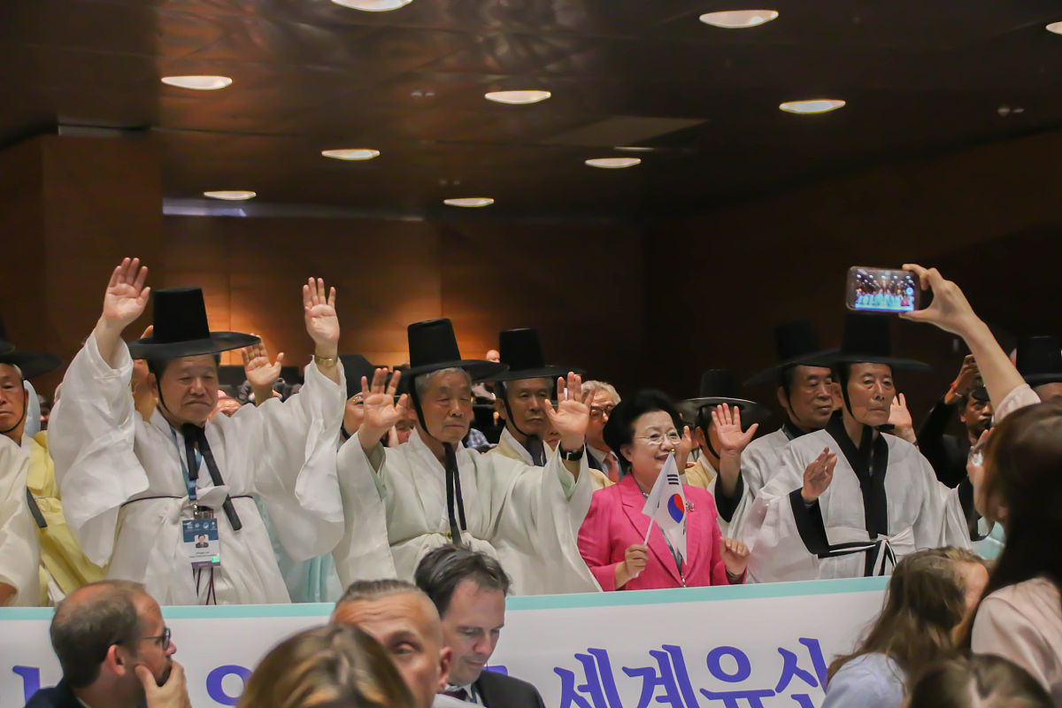 分析韩国拿别国特色申遗