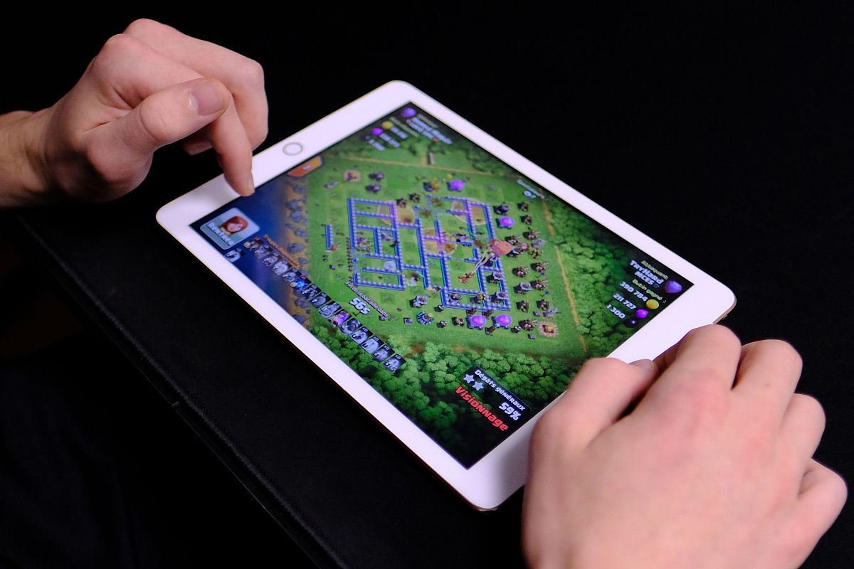 部落冲突是个什么游戏