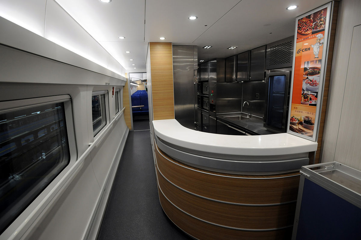 重庆高铁学校招生情况分析：规模、专业、质量、地域全解读