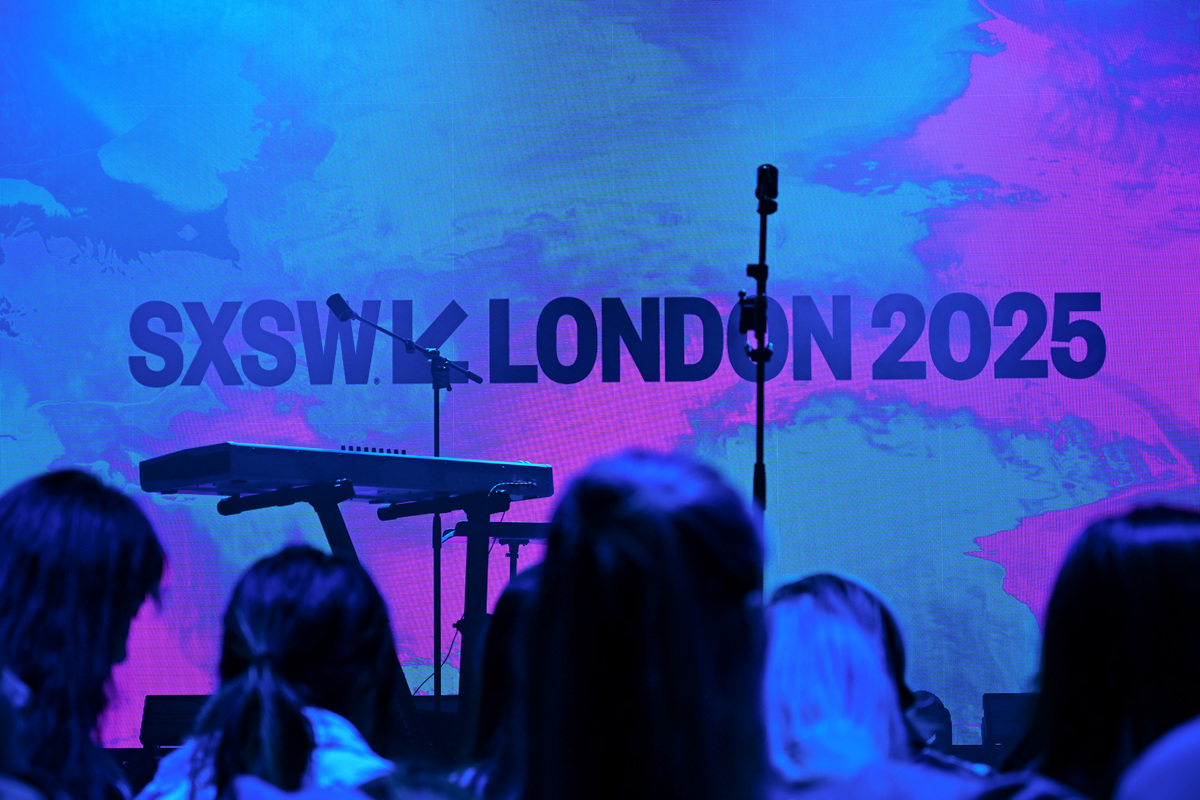 独立音乐人脱颖而出：如何打造你的音乐之路？