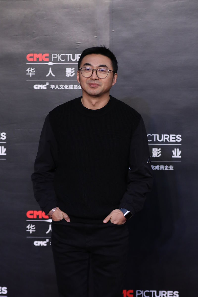 戚桂溢：从软件工程师到电影导演的转型之路