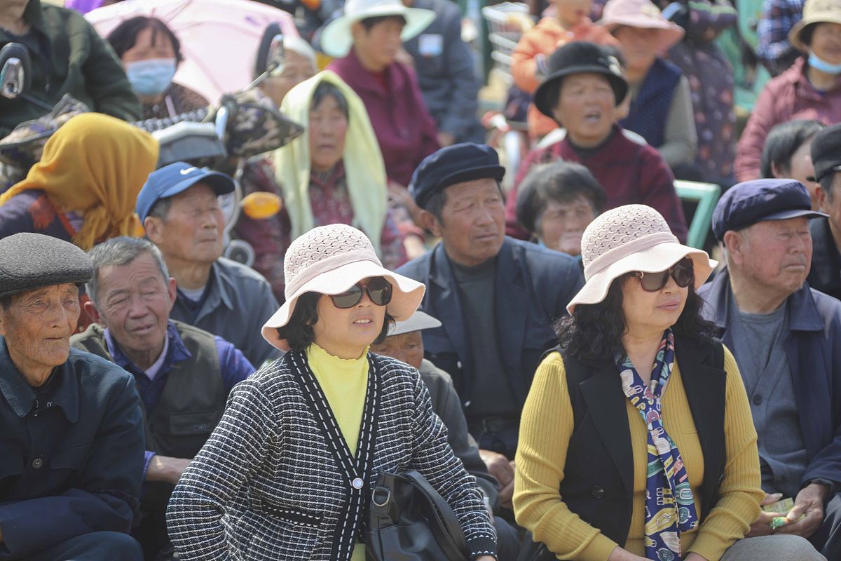 二人转 马寡妇开店 的唱词