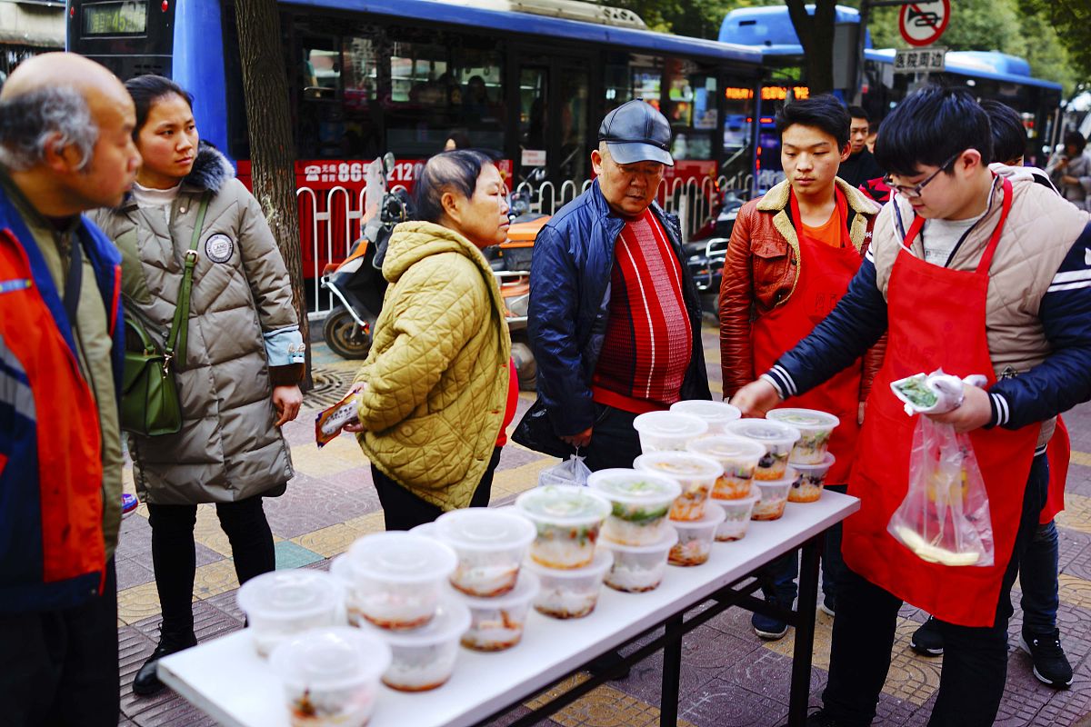 西安：我的第二故乡 | 十四运志愿者亲历记 | 美食文化深度体验