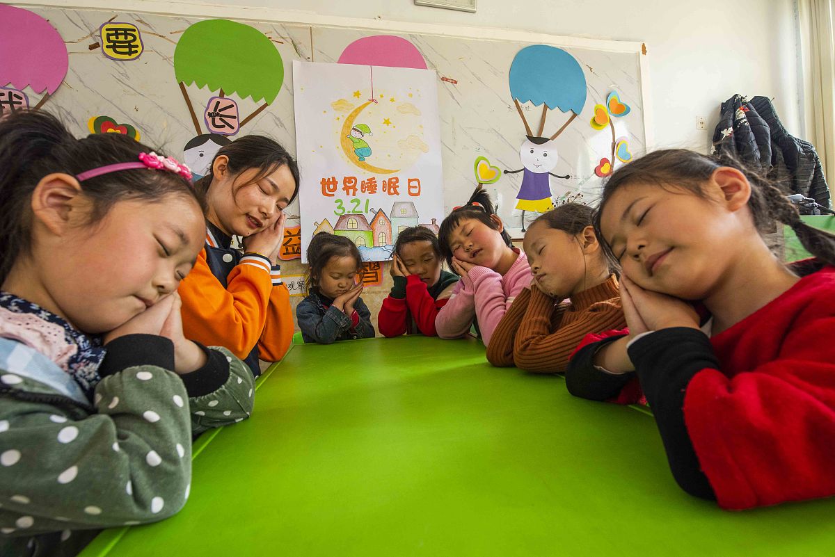 给幼儿园的老师意识形态工作提要求从加强理论学习提高思想认识……等方面来说